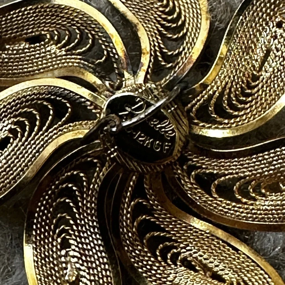 DIXELLE 12k Gold Filled Filigree Floral Brooch with Pearl Center
